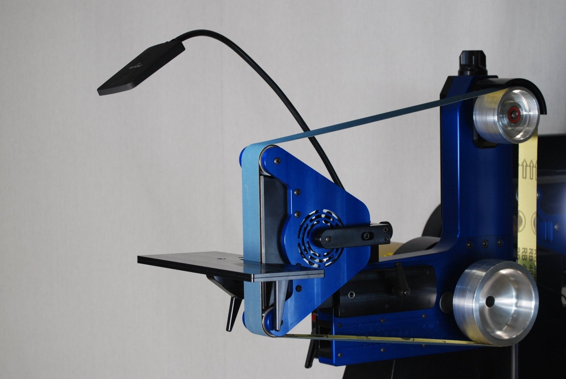 How to Change a Belt Sander: Step-by-Step Guide for Beginners